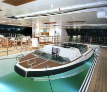 PRINCESS MARIANA - Interior Tender Docking